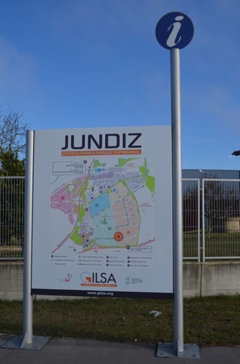 Fotograf�a de Parcelas peque�as industriales frente a la A-1 Jundiz (Sector 21)