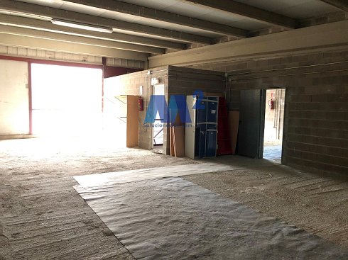 Fotograf�a de Nave industrial en alquiler