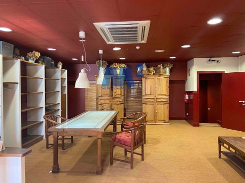 Fotograf�a de Nave comercial en venta