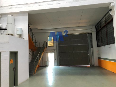 Fotograf�a de Nave industrial en alquiler