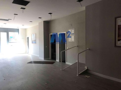 Fotograf�a de Local comercial en alquiler