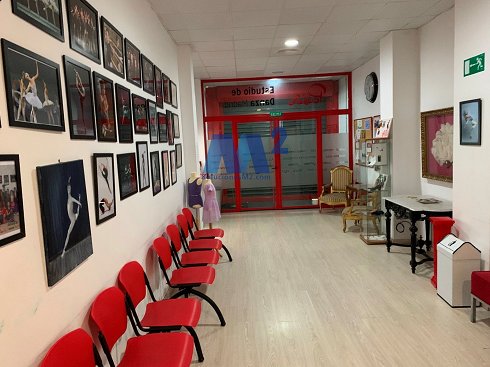 Fotograf�a de Local comercial en alquiler