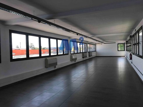 Fotograf�a de Oficina en alquiler