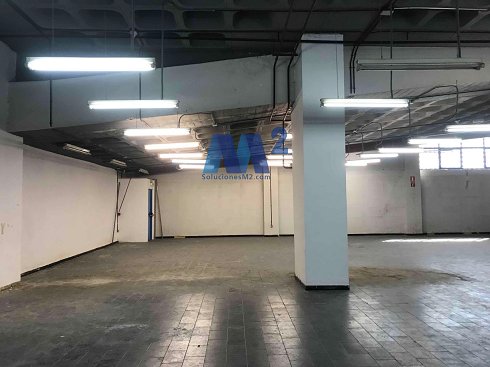 Fotograf�a de Nave industrial en venta