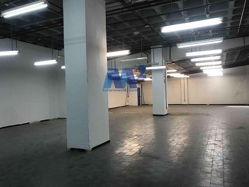 Fotograf�a de Nave industrial en venta