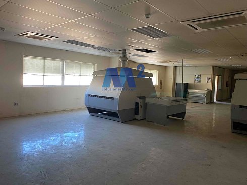 Fotograf�a de Nave industrial en venta