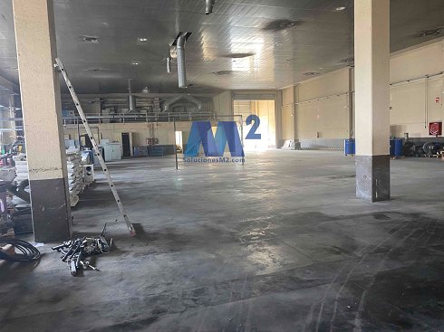 Fotograf�a de Nave industrial en venta