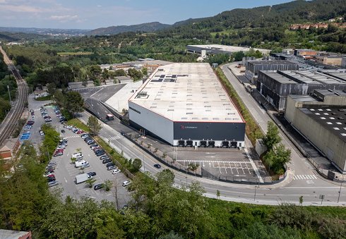 Fotograf�a de Nave industrial en alquiler  [2788]