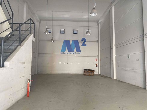 Fotograf�a de Nave industrial en venta