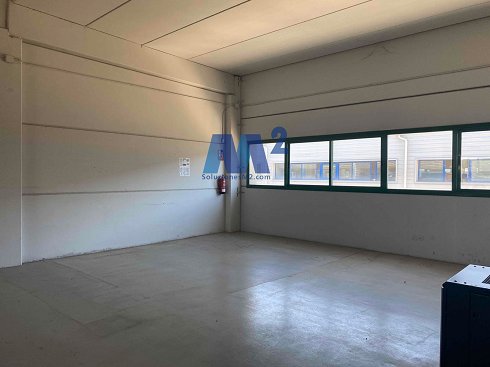 Fotograf�a de Nave industrial en venta