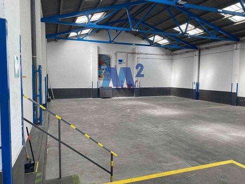 Fotograf�a de Nave industrial en venta