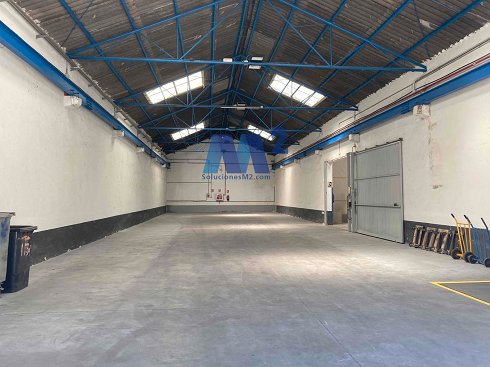 Fotograf�a de Nave industrial en venta