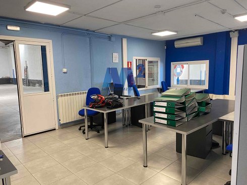 Fotograf�a de Nave industrial en venta