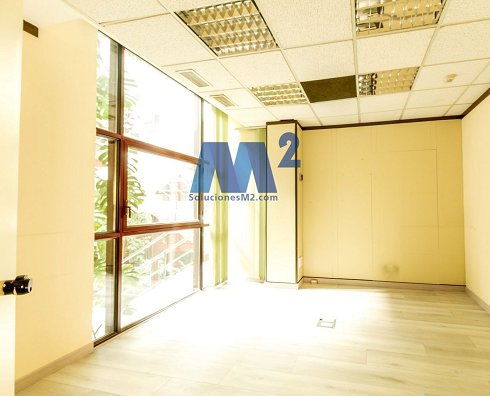 Fotograf�a de Oficina en alquiler