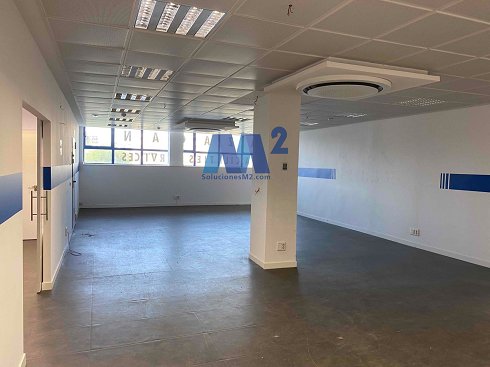 Fotograf�a de Nave industrial en venta