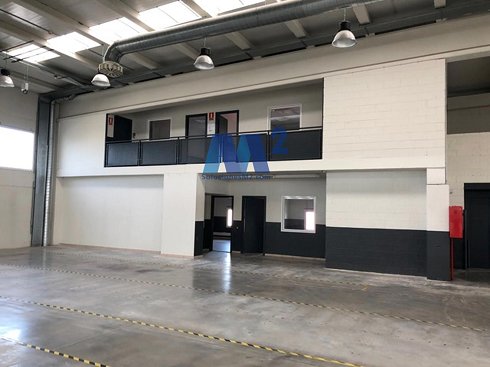 Fotograf�a de Nave industrial en alquiler