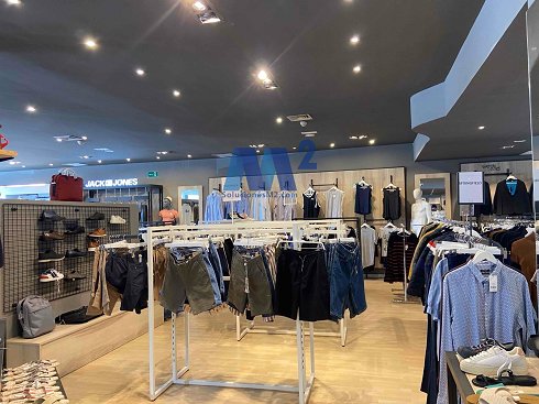 Fotograf�a de Nave comercial en venta