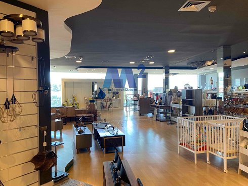 Fotograf�a de Nave comercial en venta