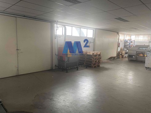 Fotograf�a de Nave industrial en venta