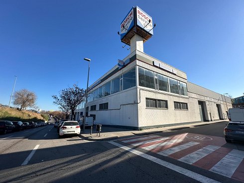 Fotografa de Nave industrial en venta  [2744]