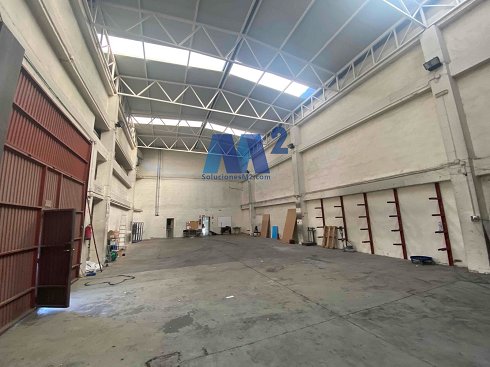 Fotograf�a de Nave industrial en alquiler