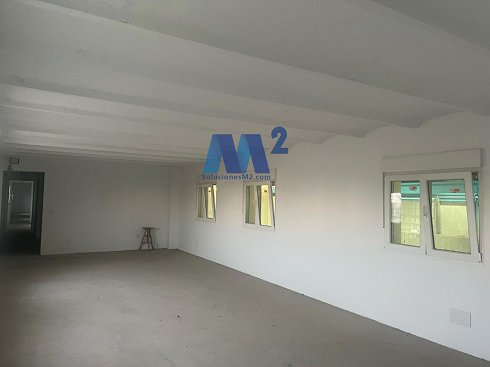 Fotograf�a de Nave industrial en alquiler