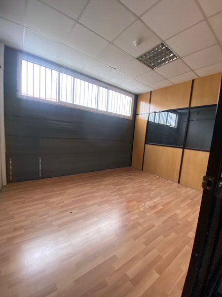 Fotografa de Nave industrial en alquiler  [2108]