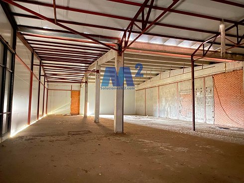 Fotograf�a de Nave industrial en alquiler