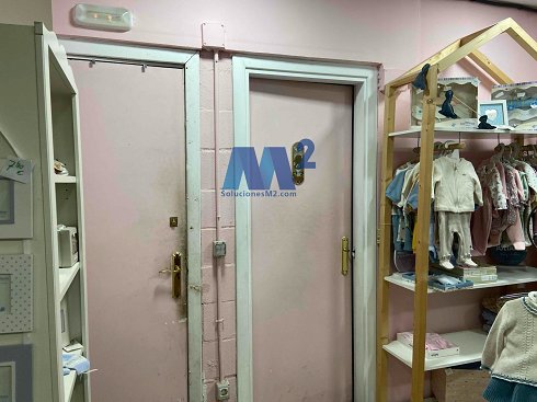 Fotografa de Nave comercial en venta