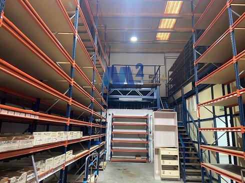 Fotograf�a de Nave industrial en venta