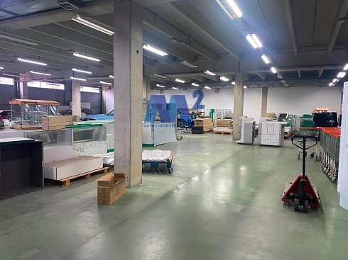 Fotograf�a de Nave industrial en alquiler