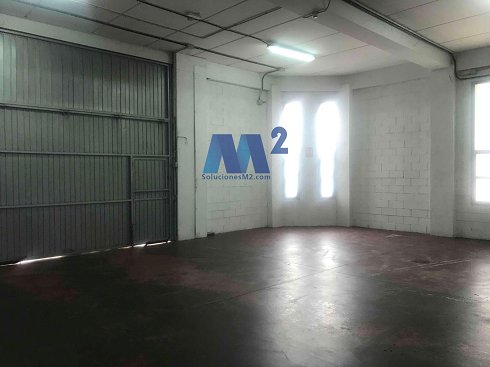 Fotograf�a de Nave industrial en alquiler