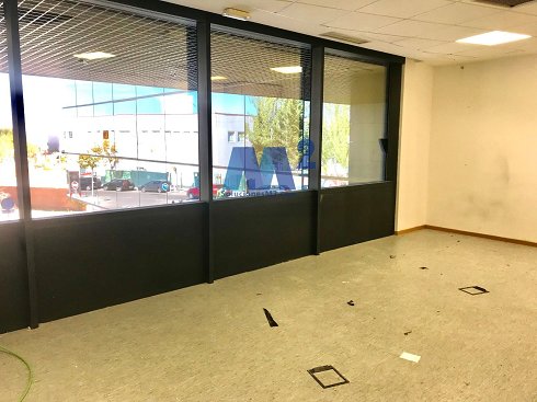 Fotografa de Oficina en alquiler