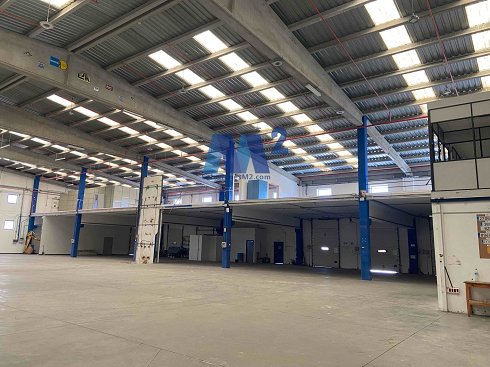 Fotograf�a de Nave industrial en venta