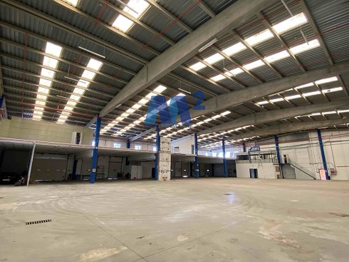 Fotografa de Nave industrial en venta