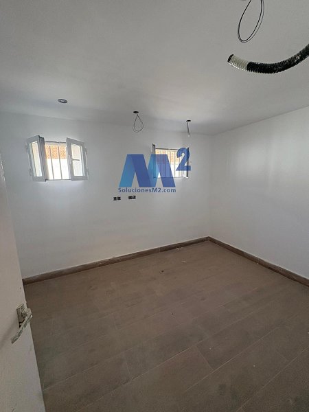Fotograf�a de Nave industrial en venta