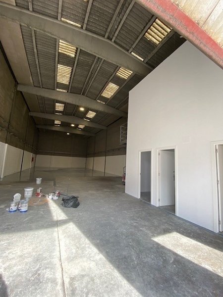 Fotografa de Nave industrial en alquiler  [2673]