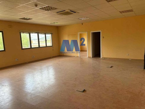 Fotografa de Nave industrial en venta