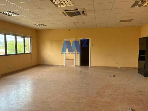 Fotografa de Nave industrial en venta