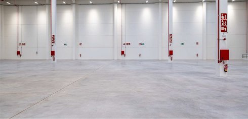 Fotograf�a de Nave industrial en alquiler  [2868]