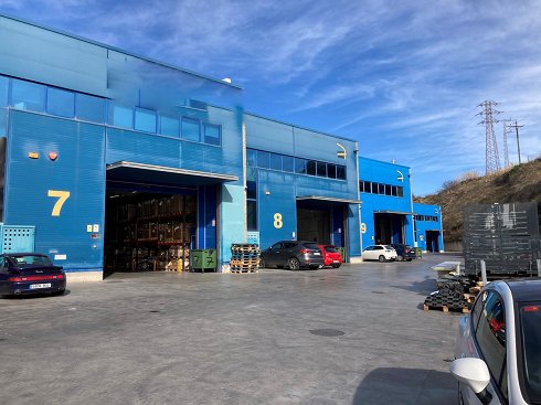 Fotografa de Nave industrial en alquiler  [2858]