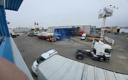 Fotografa de Nave industrial en venta