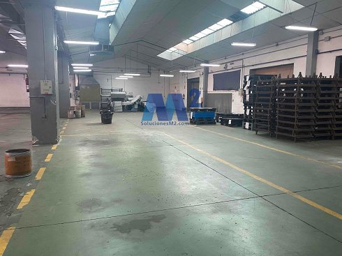 Fotograf�a de Nave industrial en alquiler
