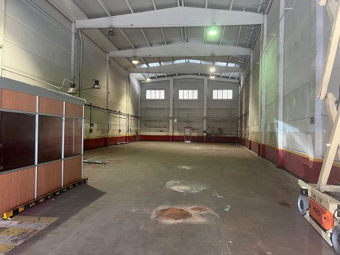 Fotograf�a de Nave industrial en alquiler  [2873]