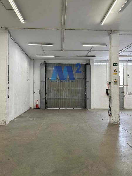 Fotograf�a de Nave industrial en alquiler