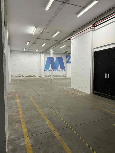 Fotograf�a de Nave industrial en alquiler