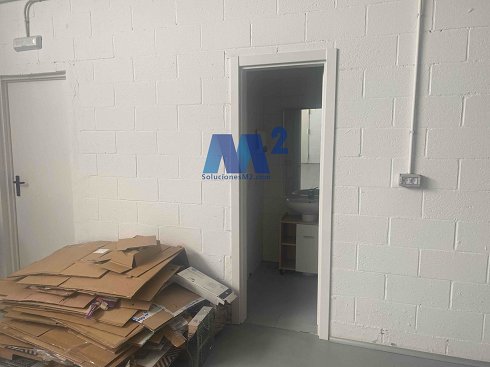 Fotografa de Nave industrial en venta