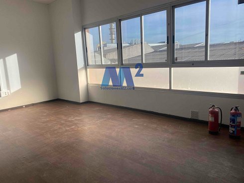 Fotograf�a de Nave industrial en alquiler