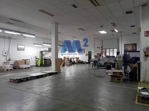 Fotograf�a de Nave industrial en venta