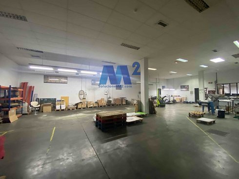 Fotograf�a de Nave industrial en venta